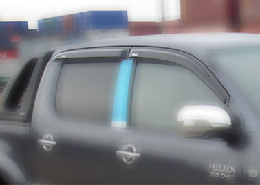 Китай Экран дождя забрал окна автомобиля инжекционного метода литья для ТОЙОТА ХИЛУС РЭВО 2015 2016 поставщик